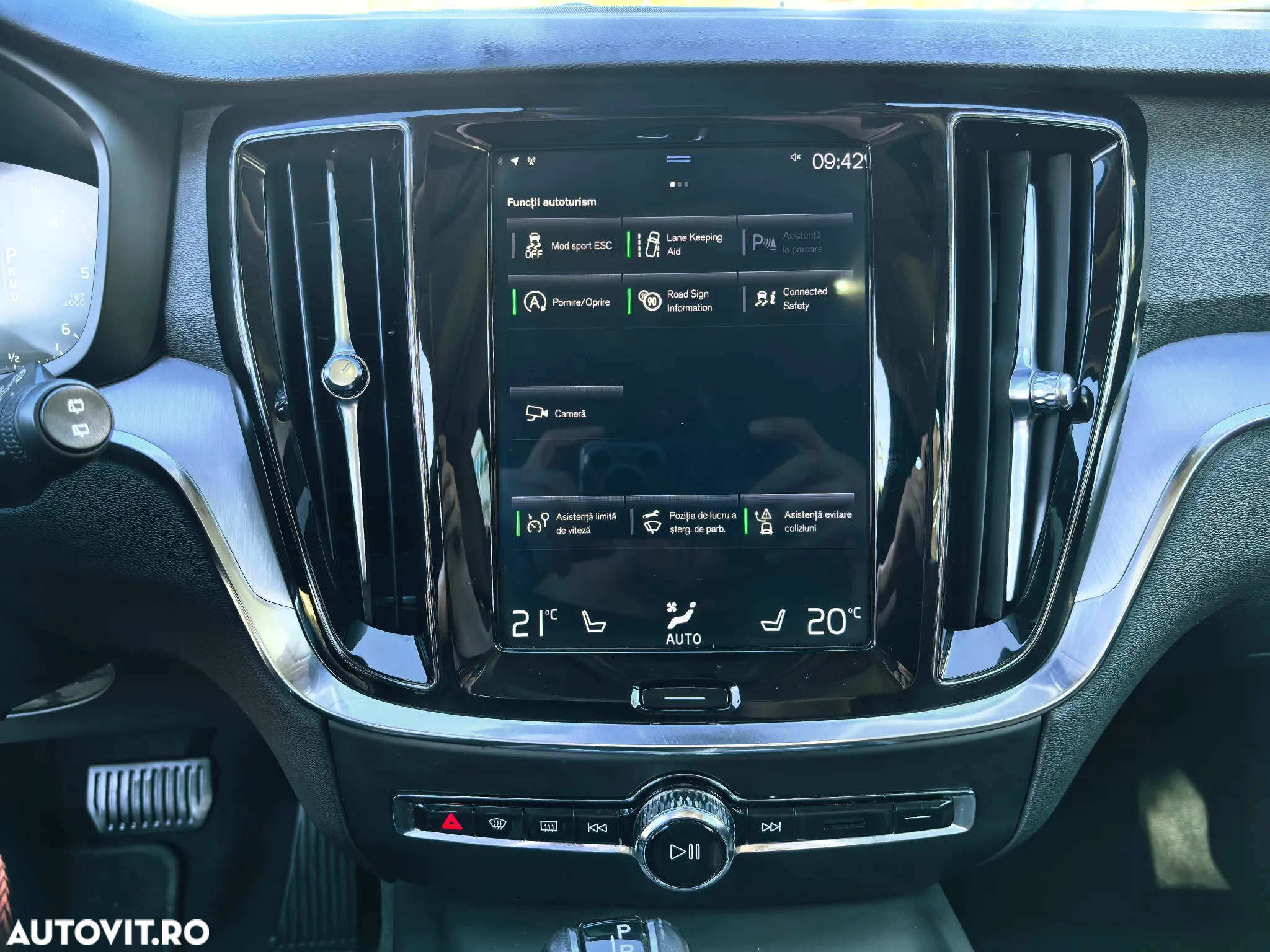 Volvo V60 D3 Geartronic Momentum Pro - 19