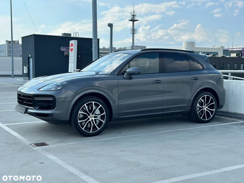 Porsche Cayenne Turbo - 2