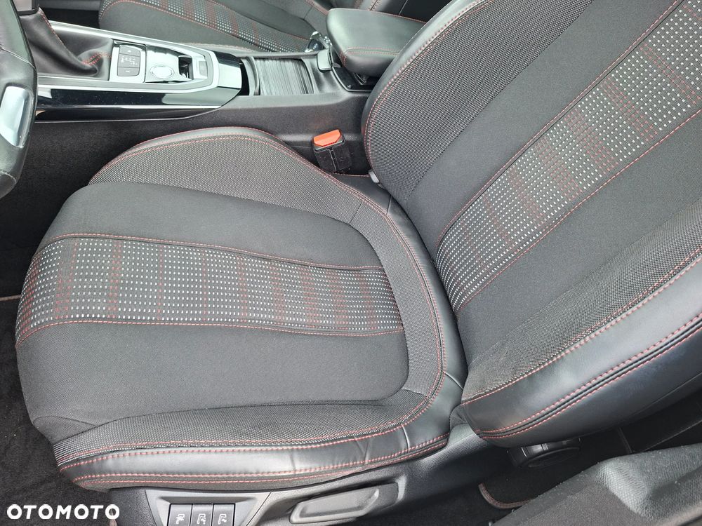 Peugeot 308 BlueHDi FAP 150 EAT6 Stop&Start GT-Line Edition - 19