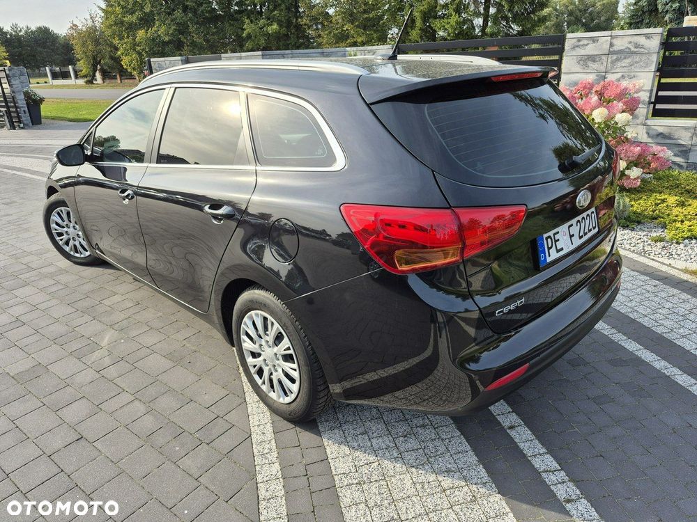 Kia Ceed - 6