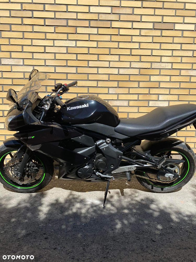 Kawasaki ER - 3