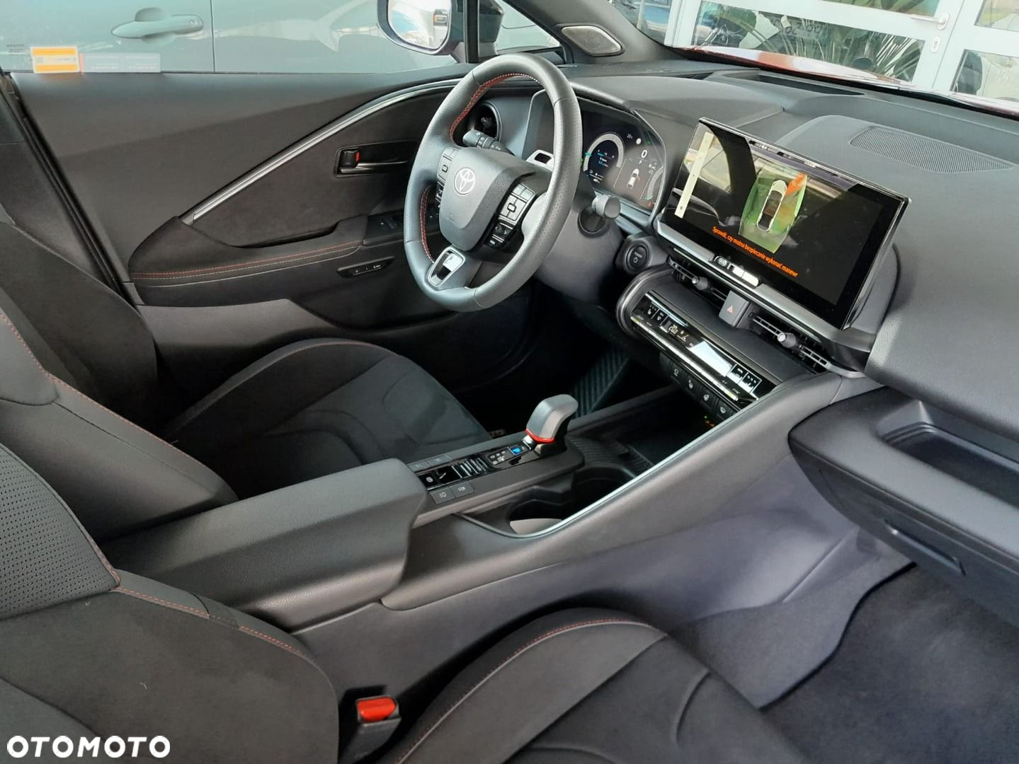 Toyota C-HR - 12
