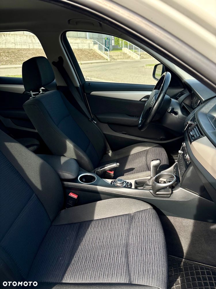 BMW X1 sDrive18d - 7