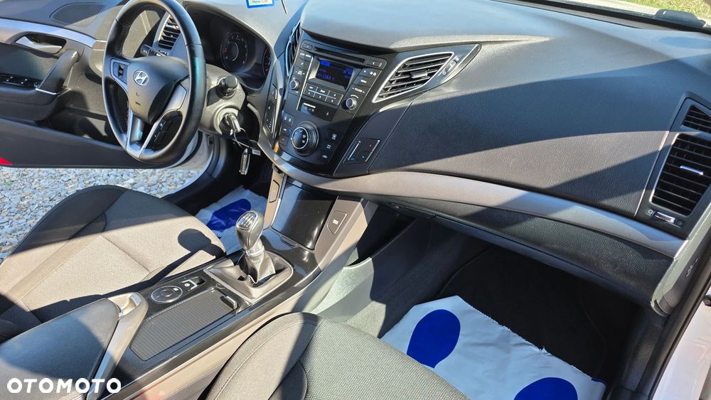 Hyundai i40 i40cw 1.6 Fifa World Cup Edition - 10
