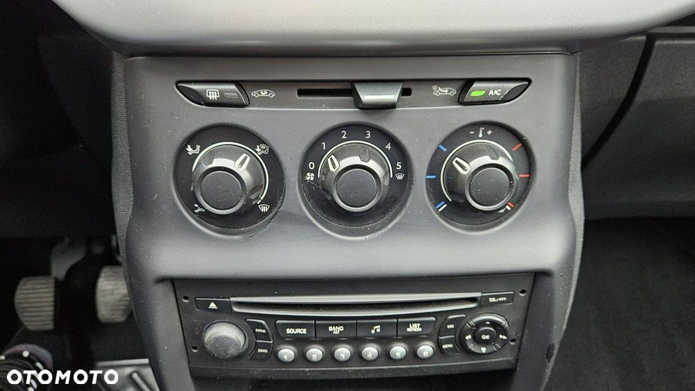 Citroën C3 1.4 Attraction - 32