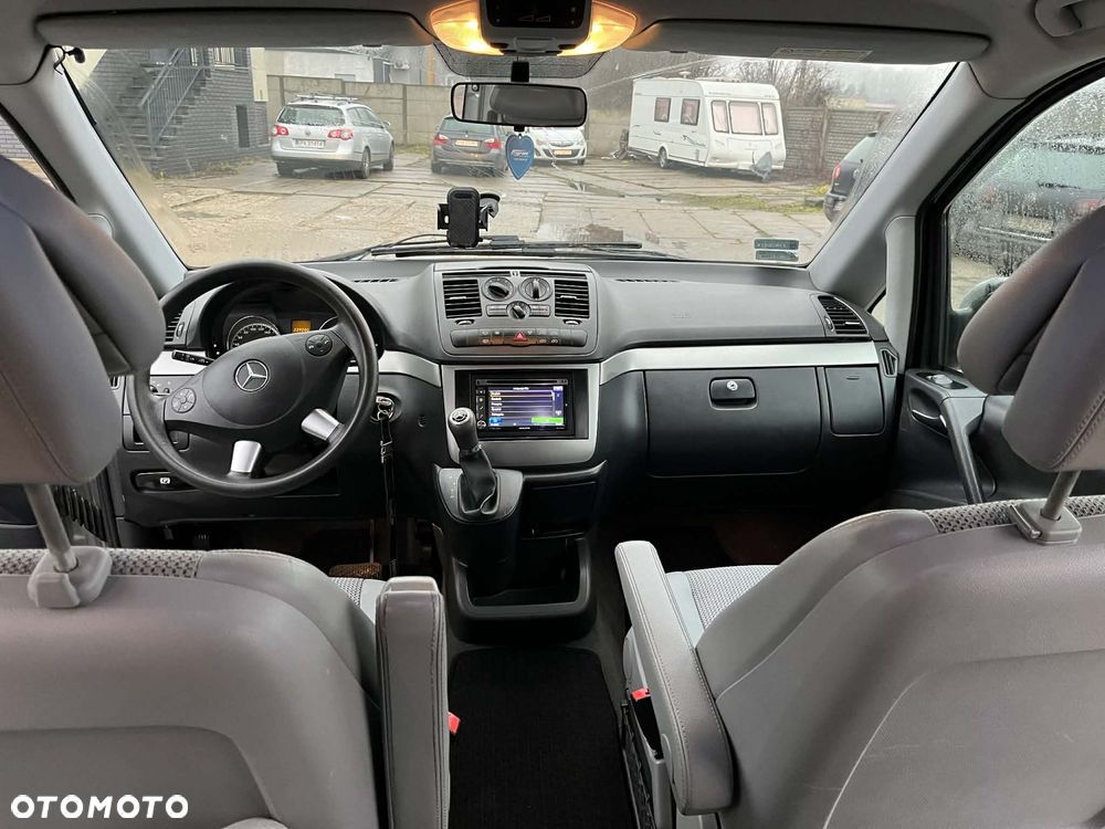 Mercedes-Benz Viano - 16