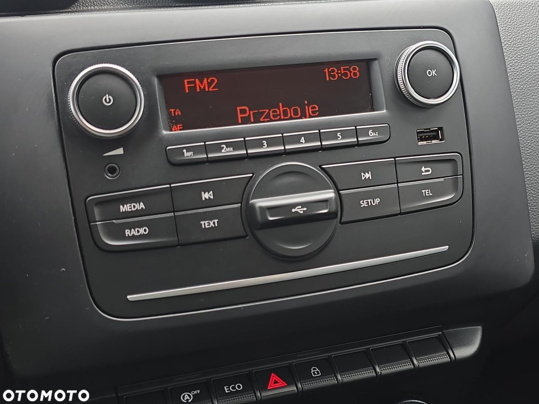 Dacia Duster 1.6 SCe Access - 19