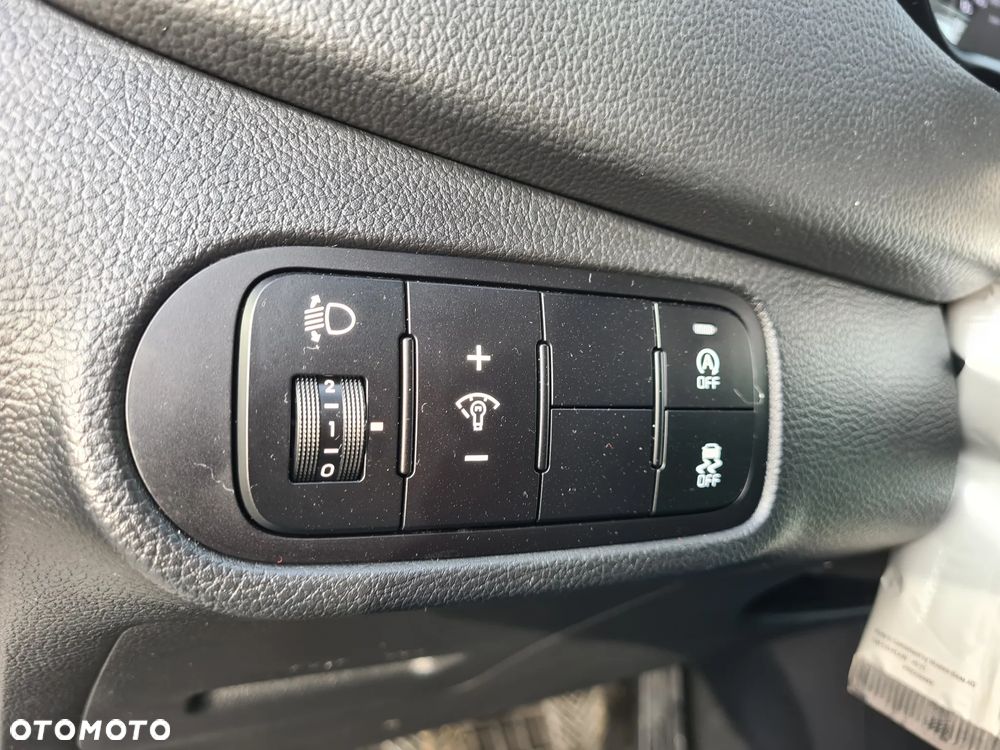 Kia Carens 1.7 CRDi 115 Dream-Team Edition - 25