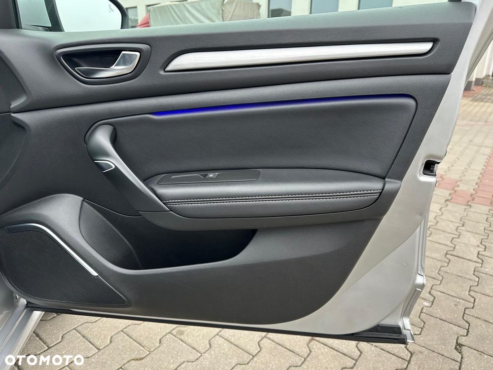 Renault Megane TCe 160 GPF EDC BUSINESS EDITION - 27