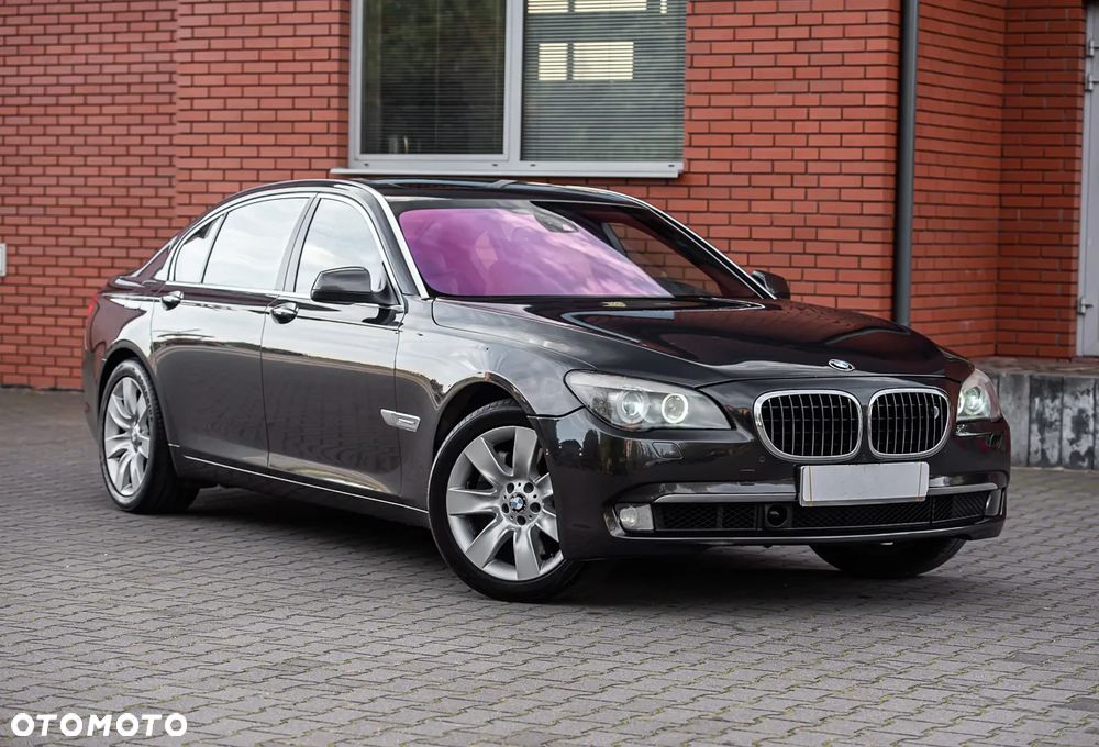 BMW Seria 7 750Li - 2
