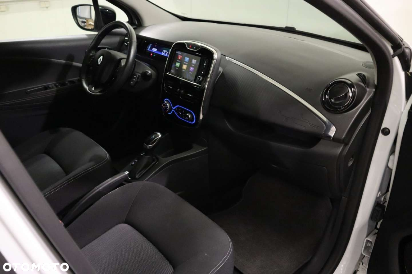 Renault Zoe - 30