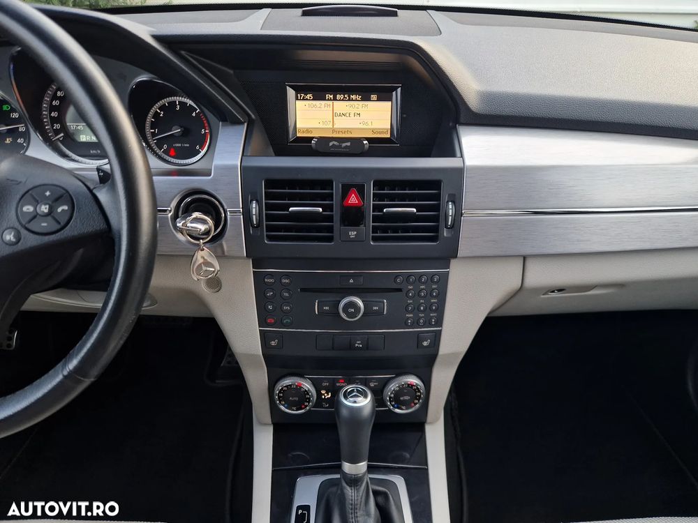 Mercedes-Benz GLK - 9