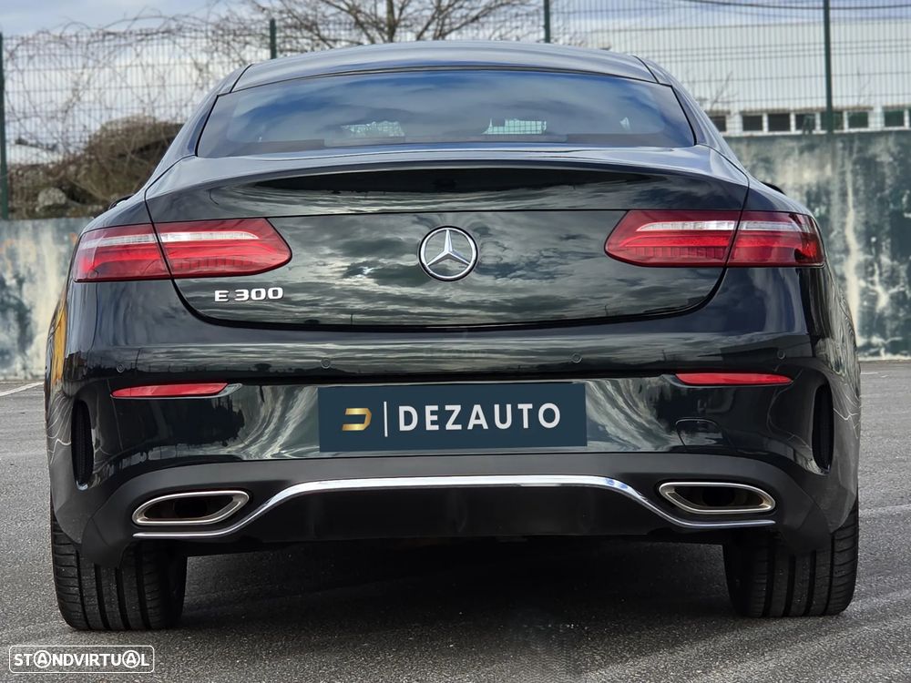 Mercedes-Benz E 300 AMG Line - 4