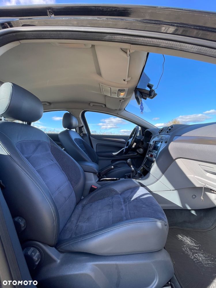 Ford Mondeo 2.0 TDCi Titanium - 20