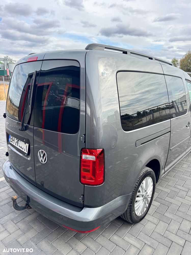 Volkswagen Caddy Maxi DSG - 15