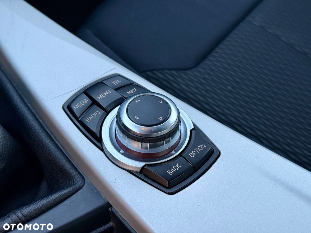 BMW Seria 3 316d - 36
