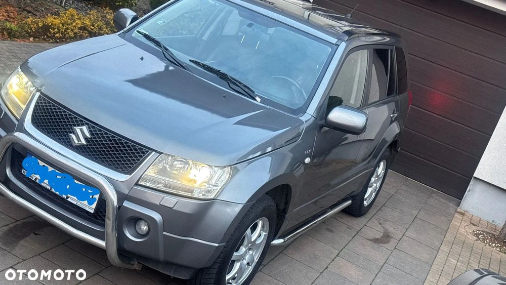 Suzuki Grand Vitara 1.9 DDiS De luxe - 2