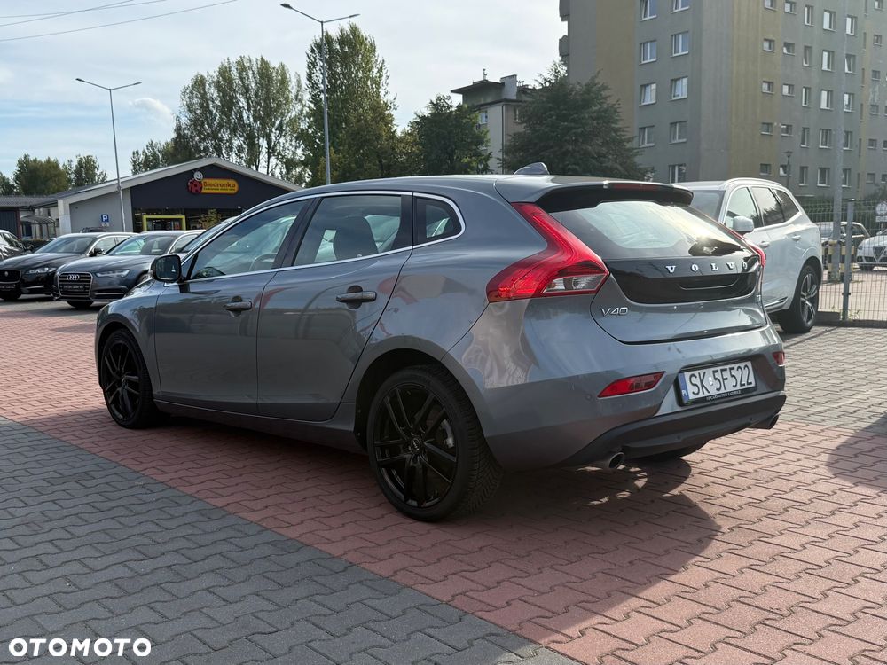 Volvo V40 D4 Drive-E Momentum - 8