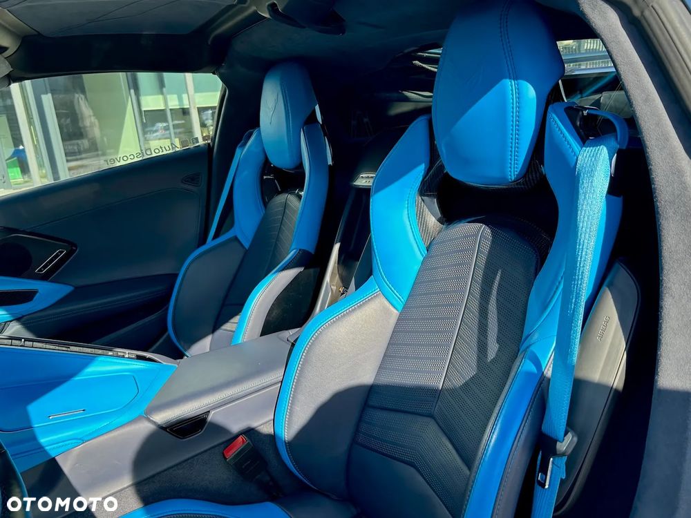 Chevrolet Corvette Stingray 3LT 6.2 V8 Automatik - 31