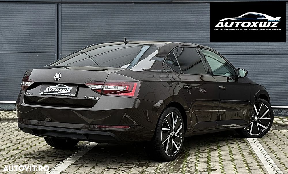 Skoda Superb 2.0 TDI DSG Premium Edition - 2