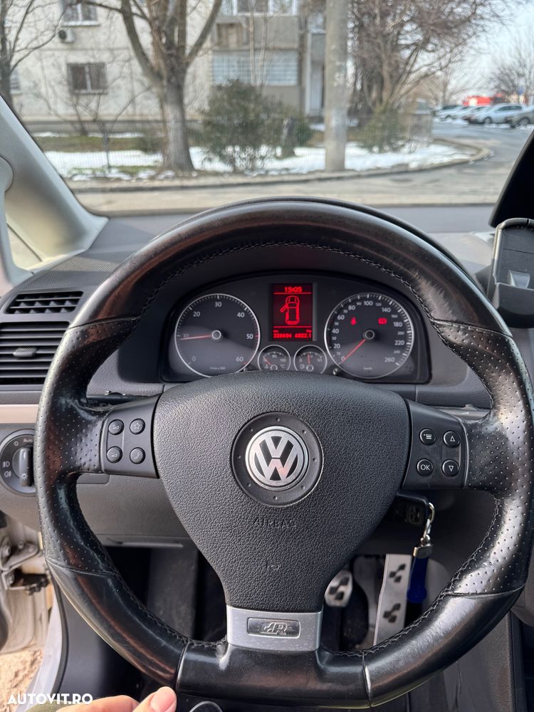 Volkswagen Touran 2.0 TDI DPF R-Line Edition - 8