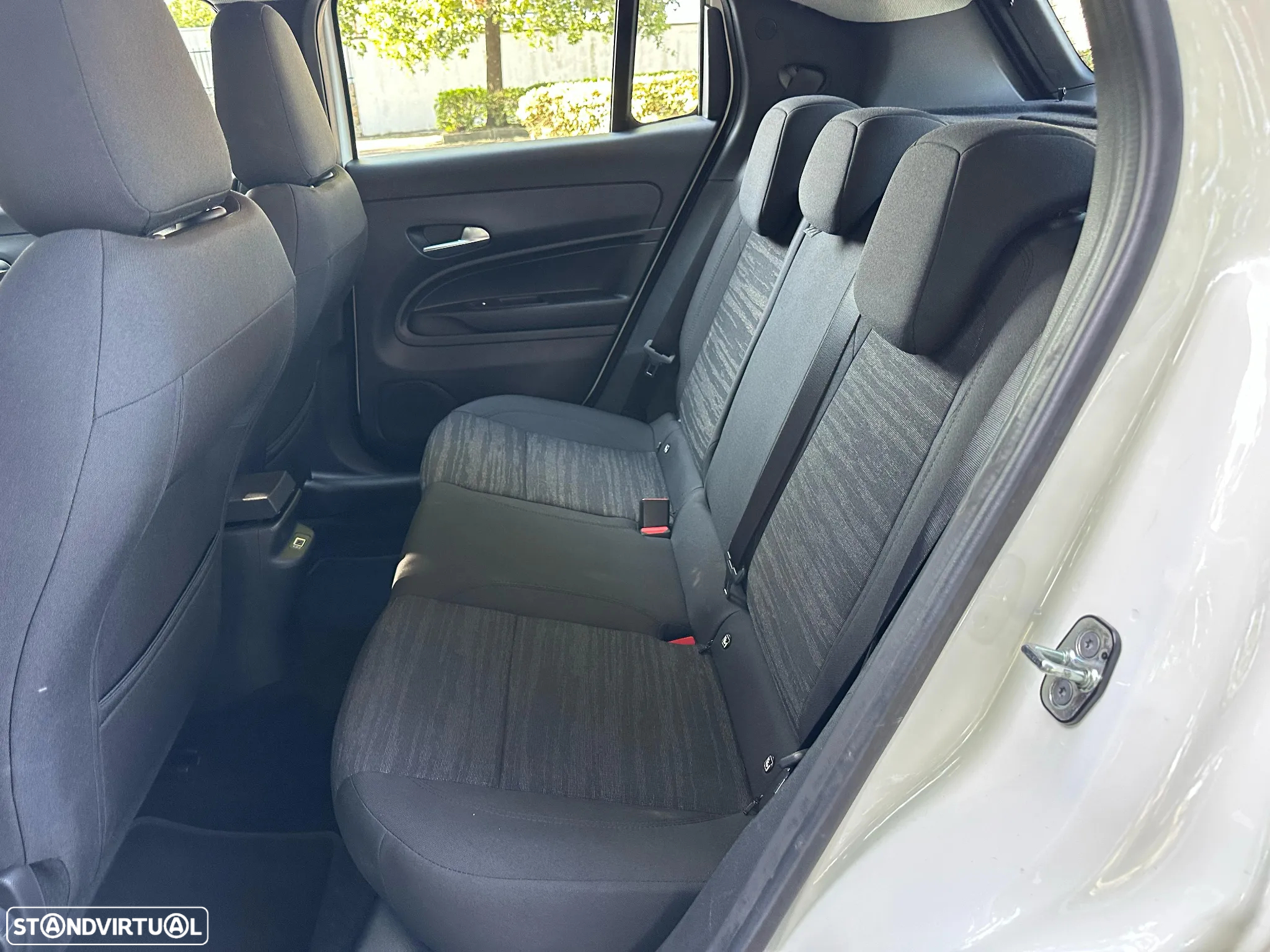 Jeep Avenger 54 kWh Longitude - 27