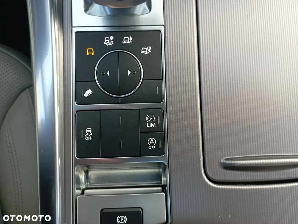 Land Rover Range Rover Sport - 17