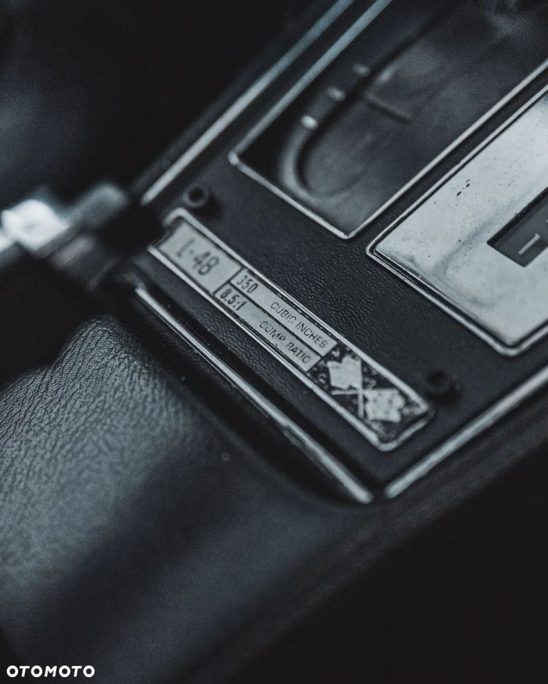 Chevrolet Corvette - 16