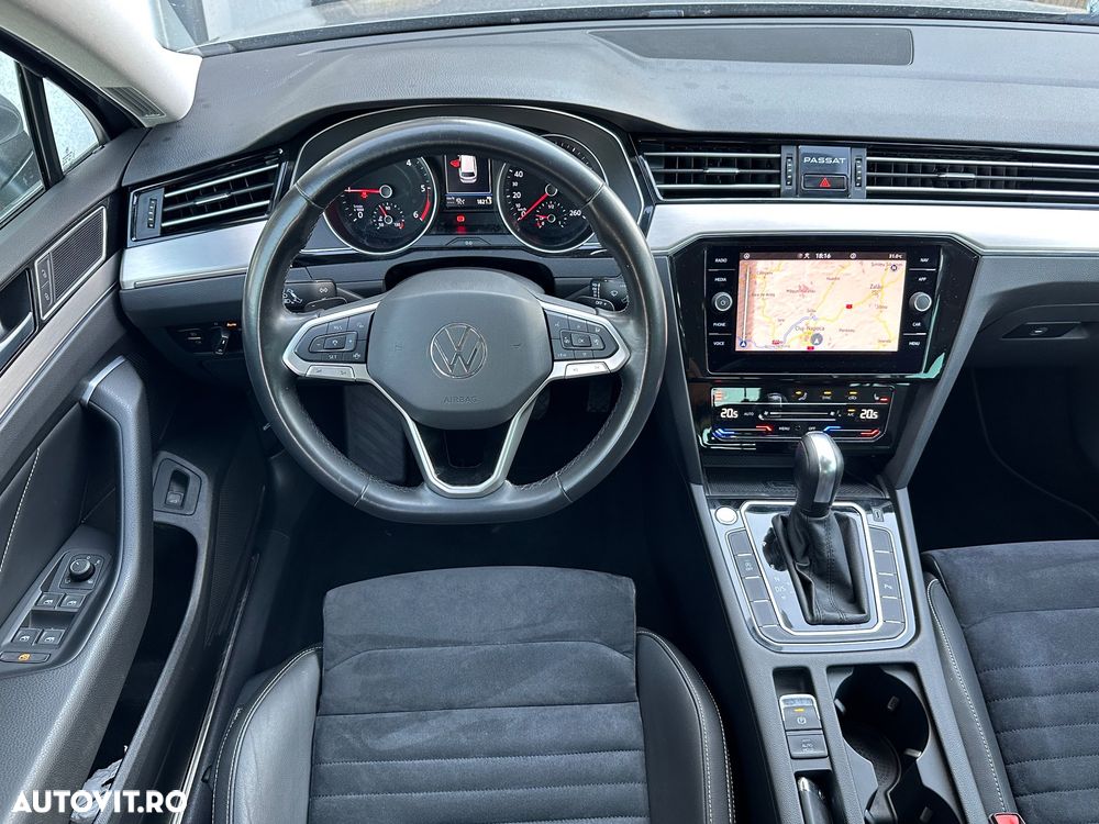 Volkswagen Passat 2.0 TDI DSG Highline - 20