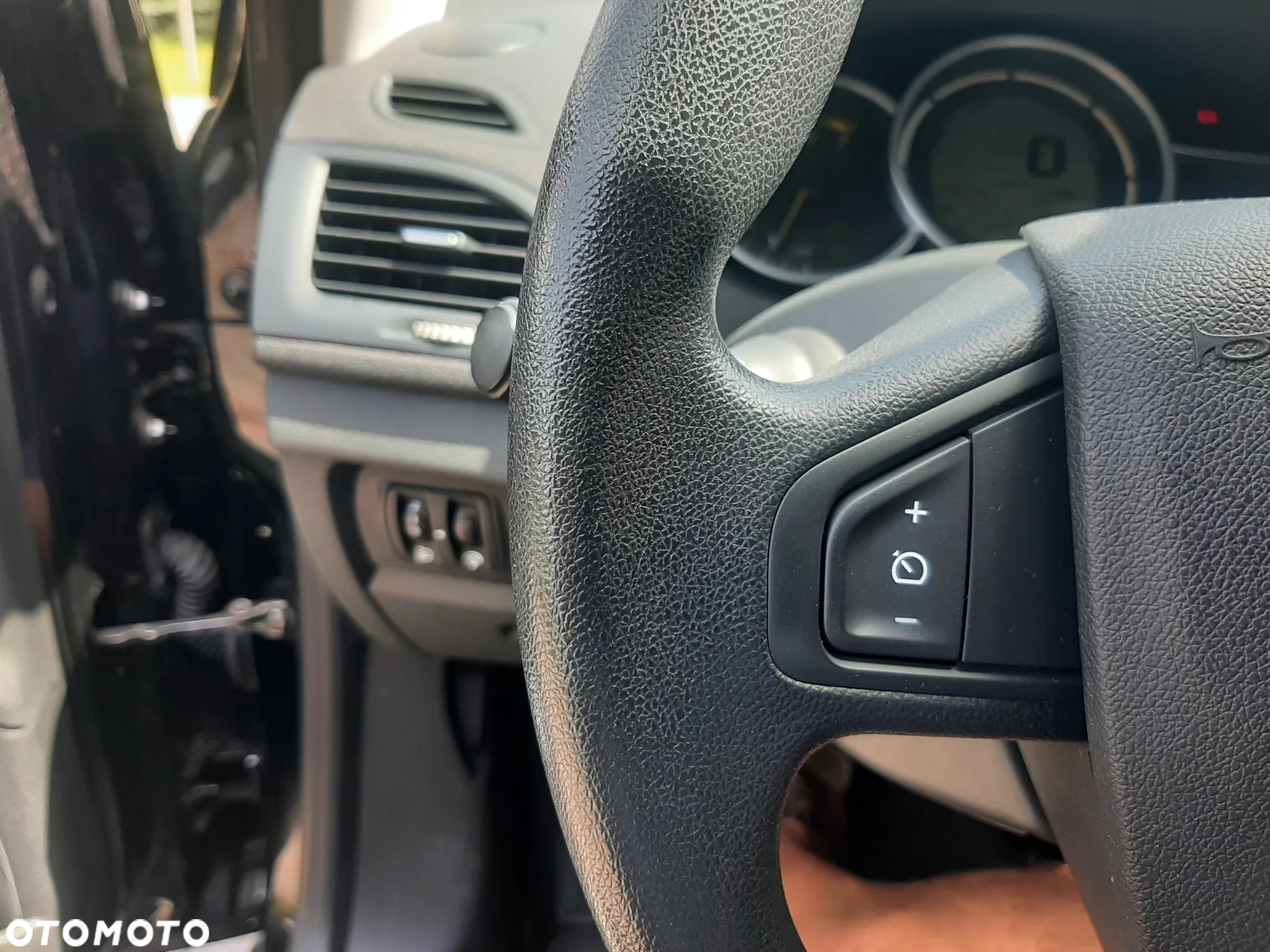 Renault Megane Grandtour 1.6 16V 100 TomTom Edition - 21
