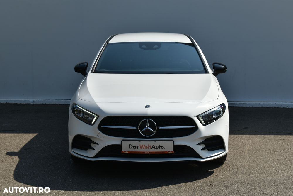 Mercedes-Benz A 250 e 8G-DCT AMG Line - 12