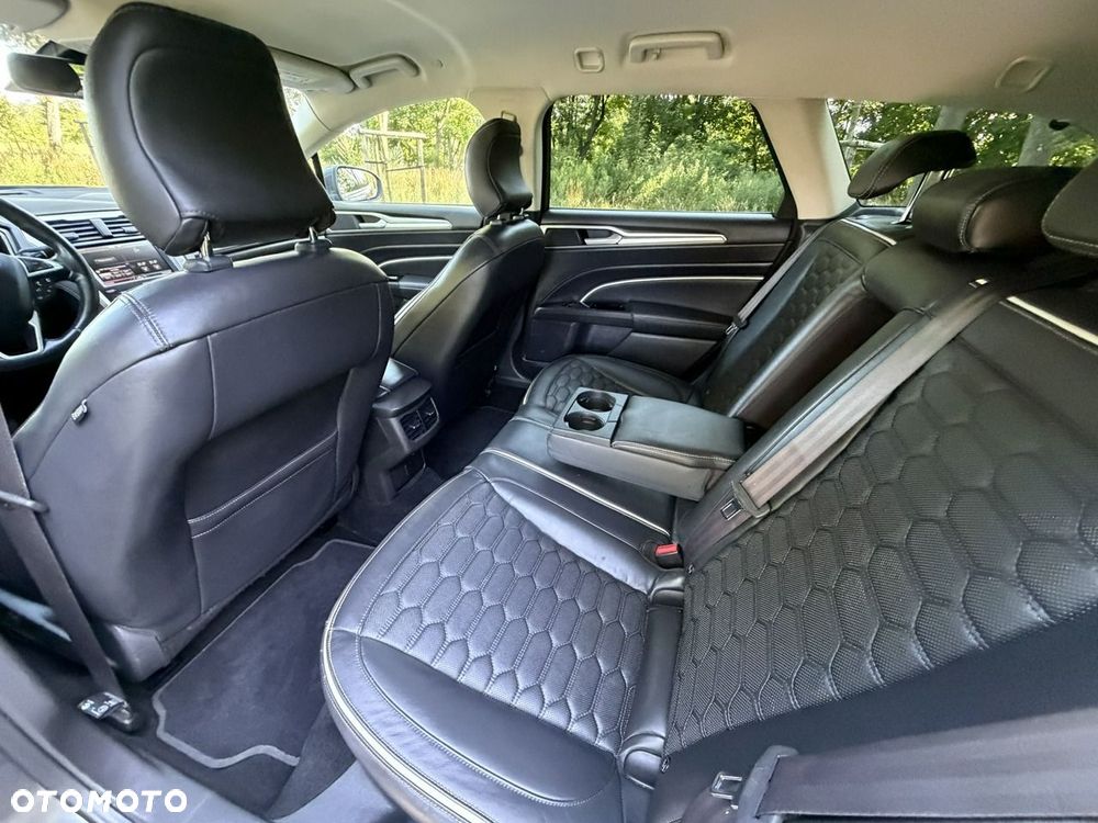 Ford Mondeo - 22