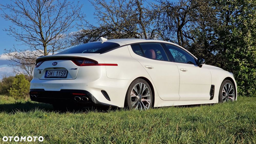 Kia Stinger 2.0 T-GDI GT Line - 10