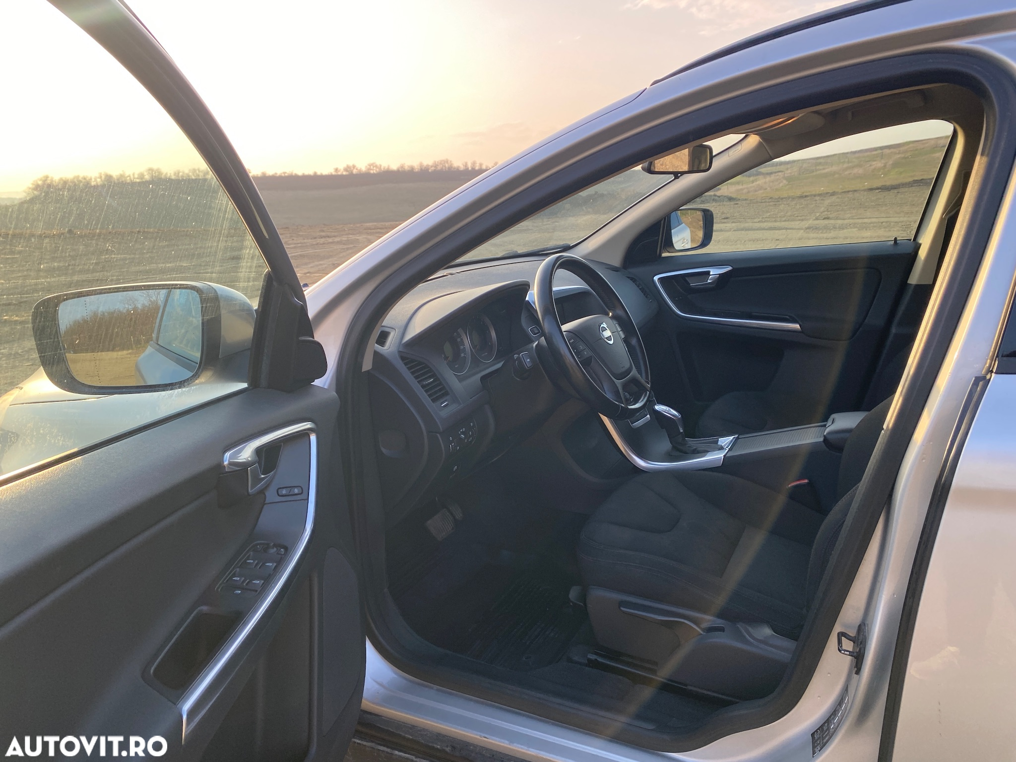 Volvo XC 60 - 6