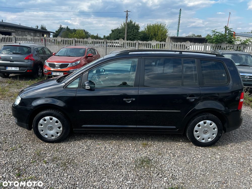Volkswagen Touran 1.9 TDI Conceptline - 12
