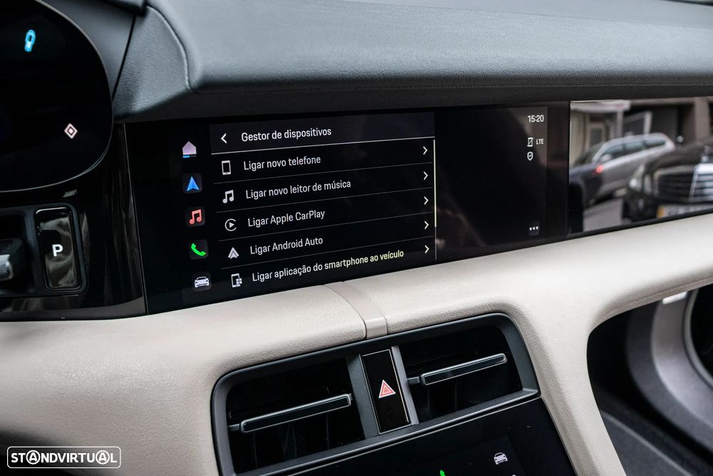 Porsche Taycan Sport Turismo Standard - 24