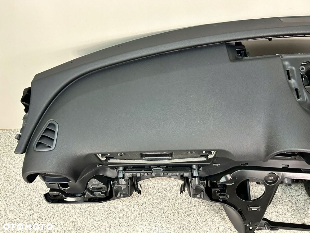 MERCEDES C KLASA W206 206 DESKA KONSOLA AIRBAG KOKPIT ORYGINALNA - 10