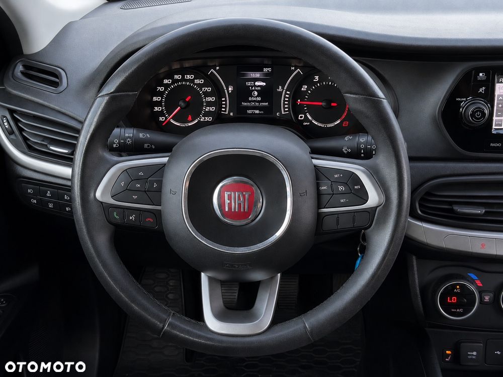 Fiat Tipo 1.4 16v Easy EU6d - 11