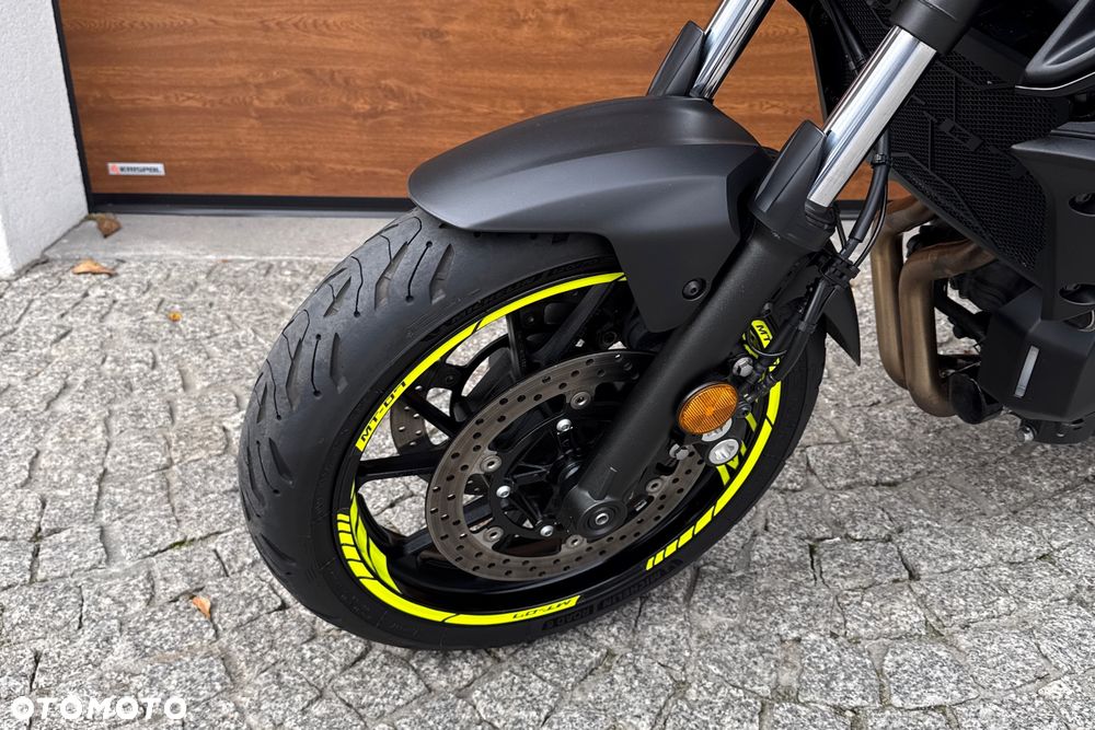 Yamaha MT - 20
