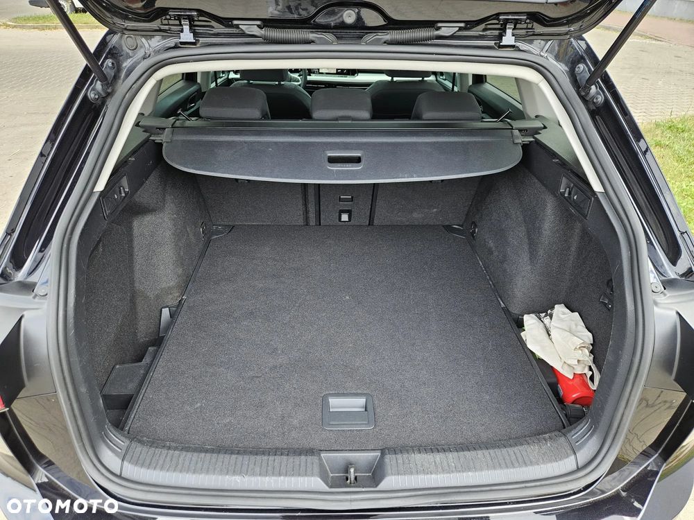 Volkswagen Golf 2.0 TDI Style - 20