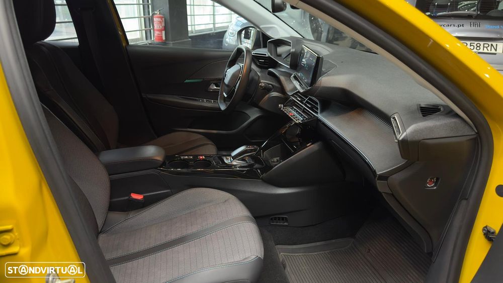 Peugeot e-208 Allure Pack - 34