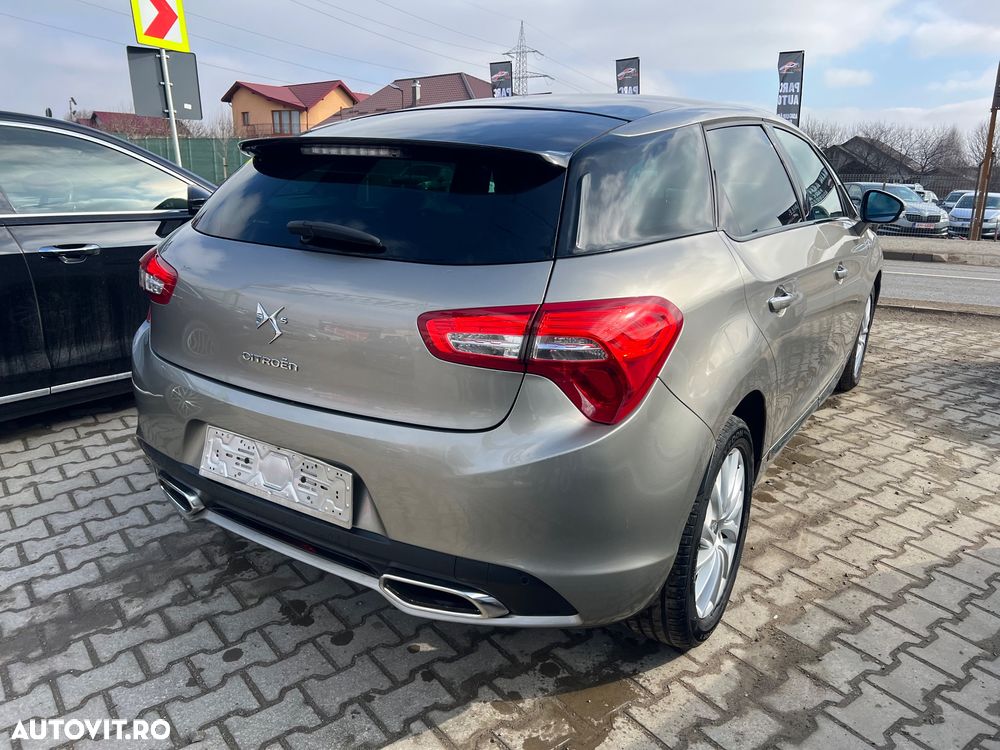 Citroën DS5 1.6 e-HDI Airdream BMP6 Chic - 3