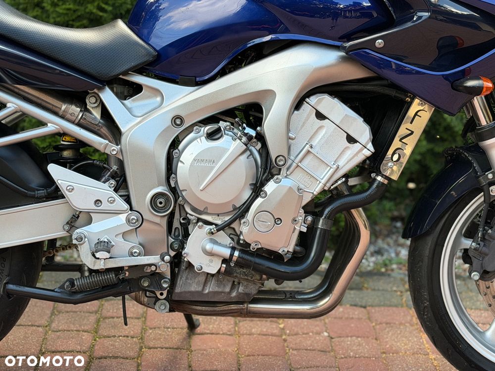 Yamaha FZ6 - 13