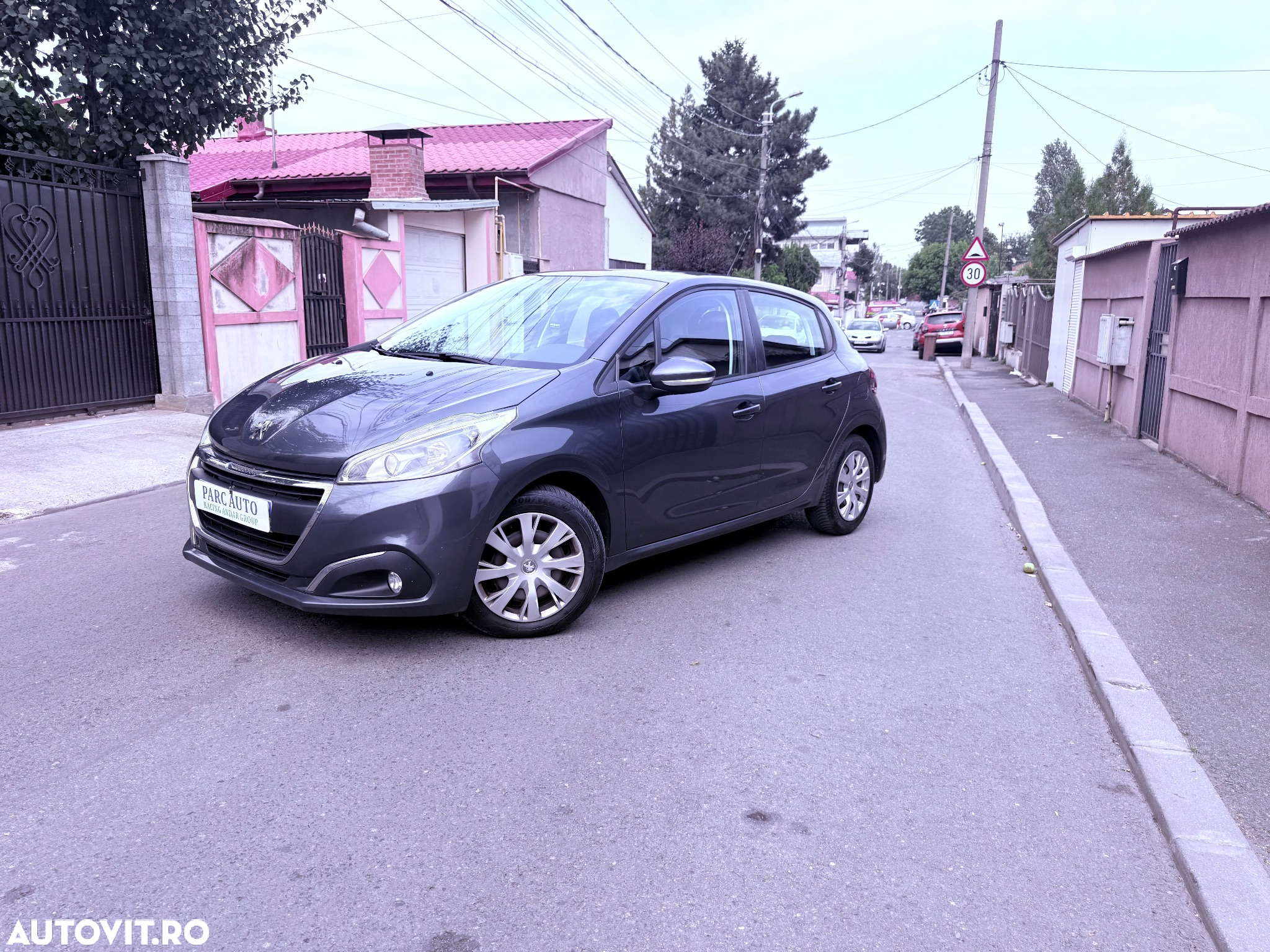 Peugeot 208 PureTech 82 Start & Stop Allure - 2