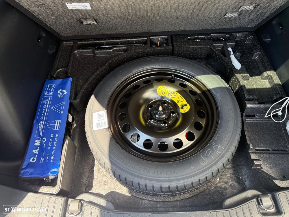 Ford Kuga 2.5 PHEV ST-Line - 22