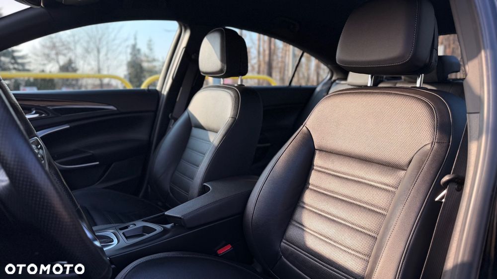 Opel Insignia 2.0 T Cosmo - 18