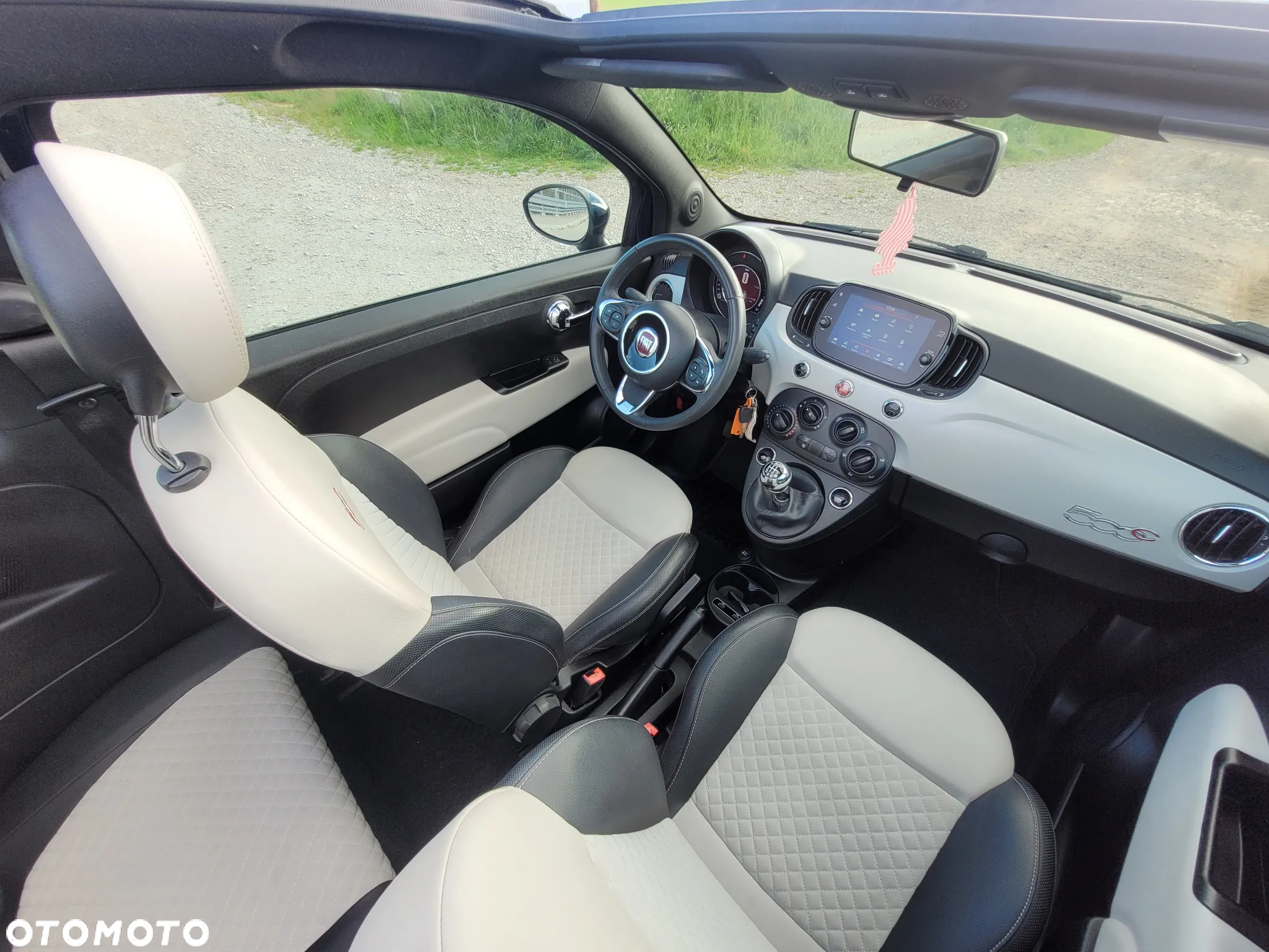 Fiat 500 1.0 Hybrid Lounge - 25