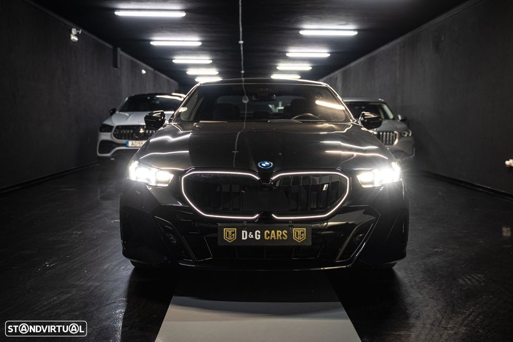 BMW i5 eDrive40 Pack Desportivo M Pro - 29