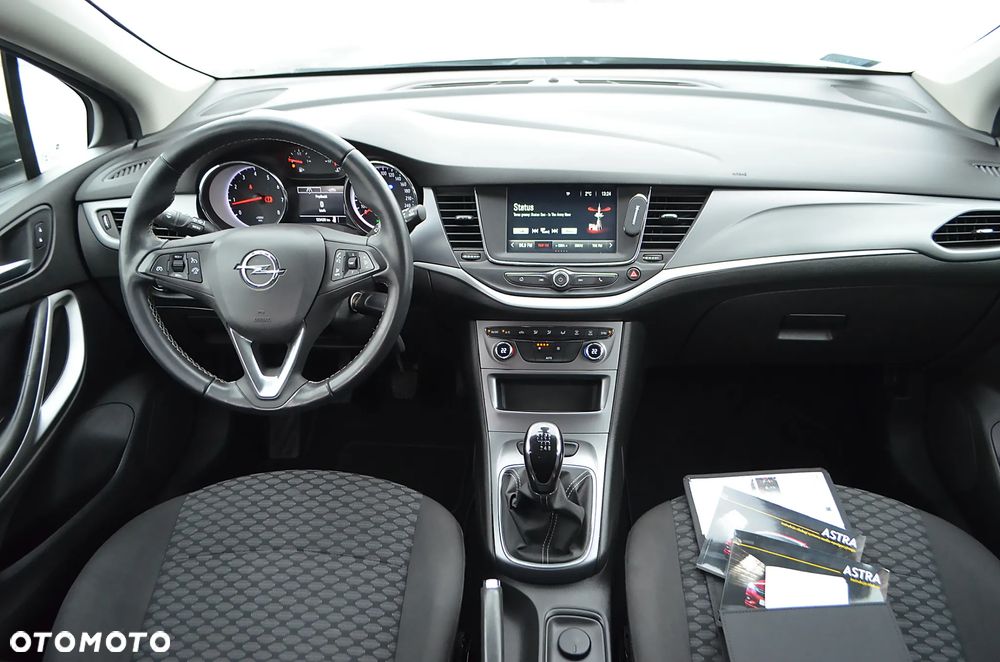Opel Astra 1.4 T Dynamic - 10