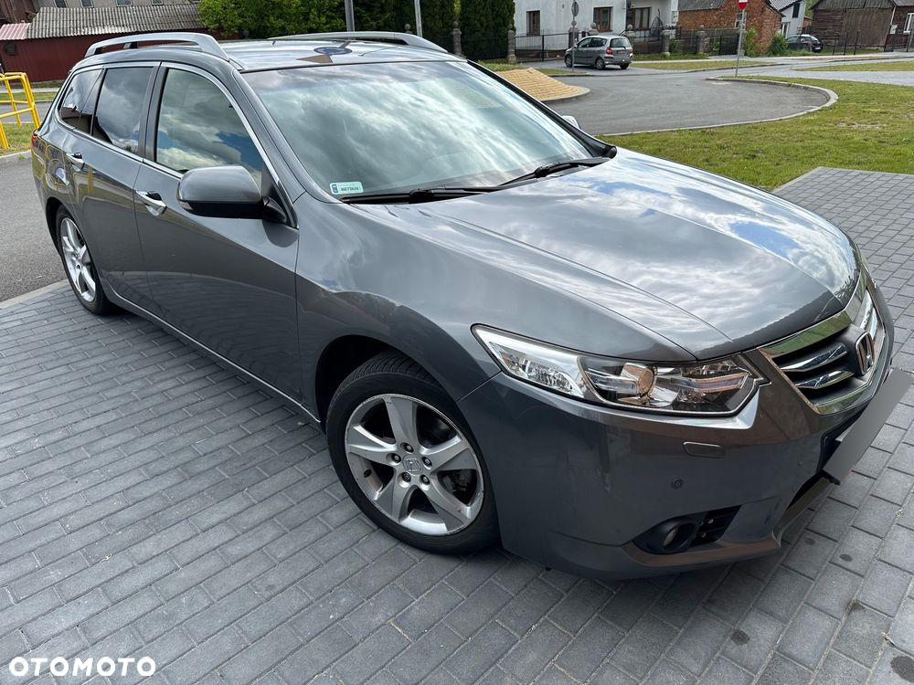 Honda Accord 2.0 Lifestyle - 9